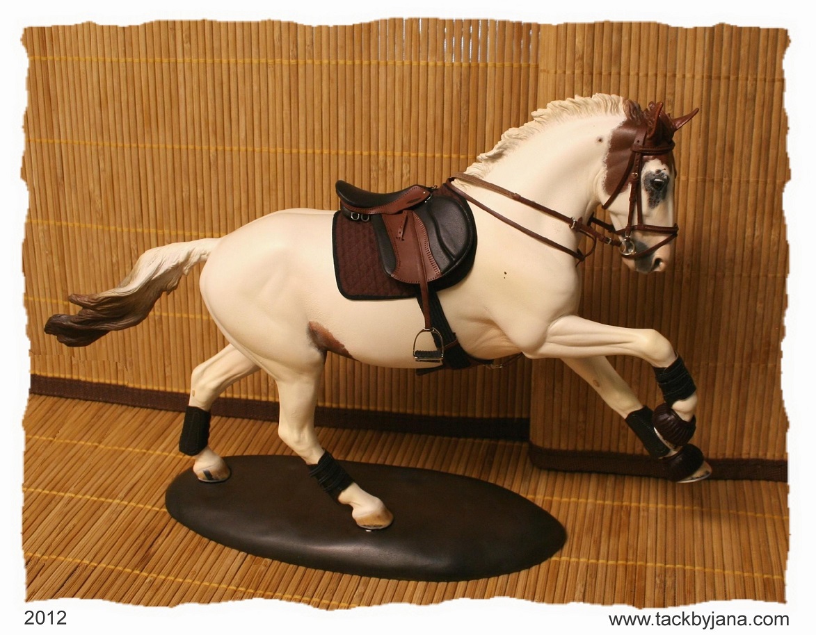 horse saddle supplies